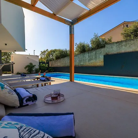 Σπίτι διακοπών Atemberaubende Mit Privatpool Nur 450 Meter Zum - Hunde Sind Willkommen *