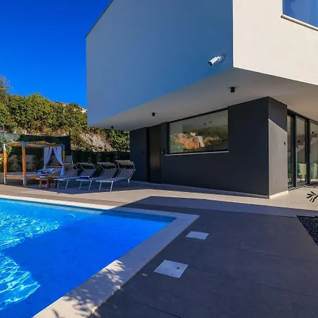 Casa vacanze Atemberaubende Mit Privatpool Nur 450 Meter Zum - Hunde Sind Willkommen