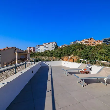 Casa vacanze Atemberaubende Mit Privatpool Nur 450 Meter Zum - Hunde Sind Willkommen Crikvenica